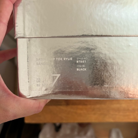 NIB J. Crew Satin Peep Toe Rylie Sandal in Black Sz 37 - Picture 5 of 9